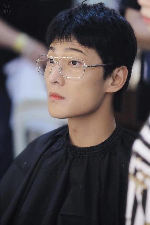 娱乐吃瓜蜀黍王鹤棣